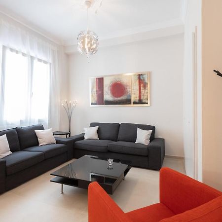 Modern 2-Bedroom Apt, 200M From The Acropolis Αθήνα Εξωτερικό φωτογραφία