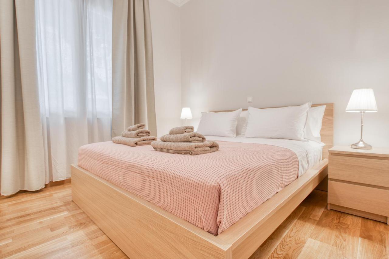 Modern 2-Bedroom Apt, 200M From The Acropolis Αθήνα Εξωτερικό φωτογραφία