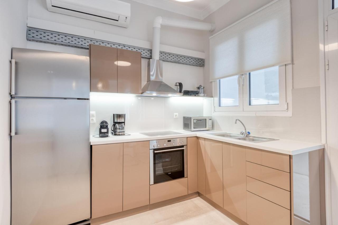 Modern 2-Bedroom Apt, 200M From The Acropolis Αθήνα Εξωτερικό φωτογραφία