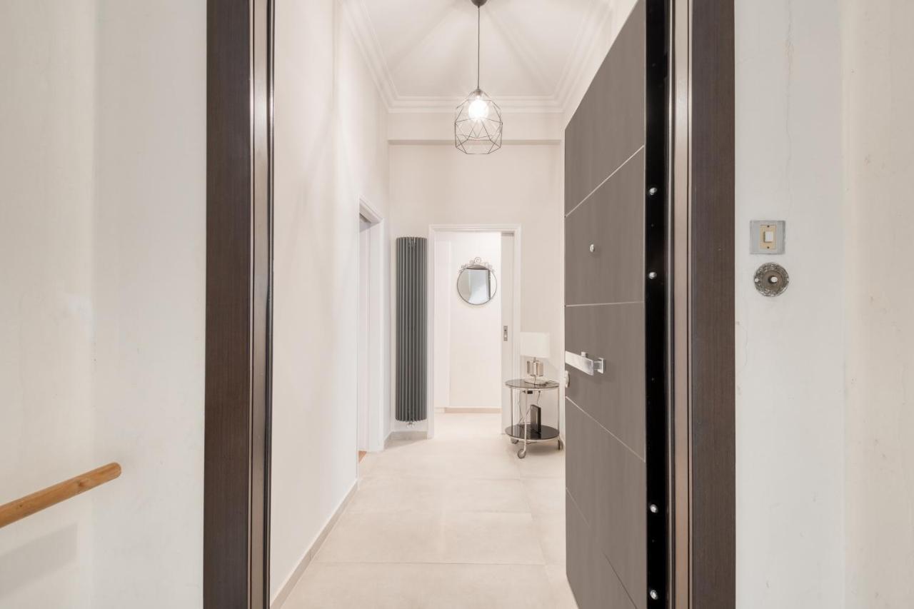Modern 2-Bedroom Apt, 200M From The Acropolis Αθήνα Εξωτερικό φωτογραφία