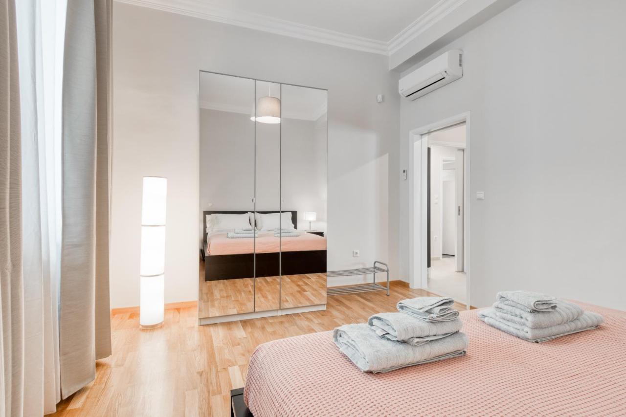 Modern 2-Bedroom Apt, 200M From The Acropolis Αθήνα Εξωτερικό φωτογραφία